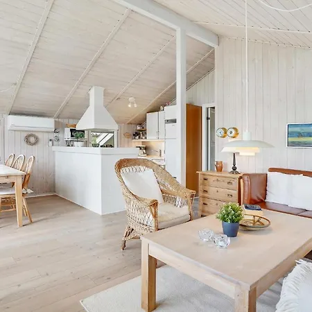 Holiday home Stunning In Romo With Sauna